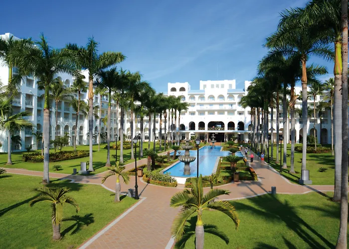 Riu Flamingos